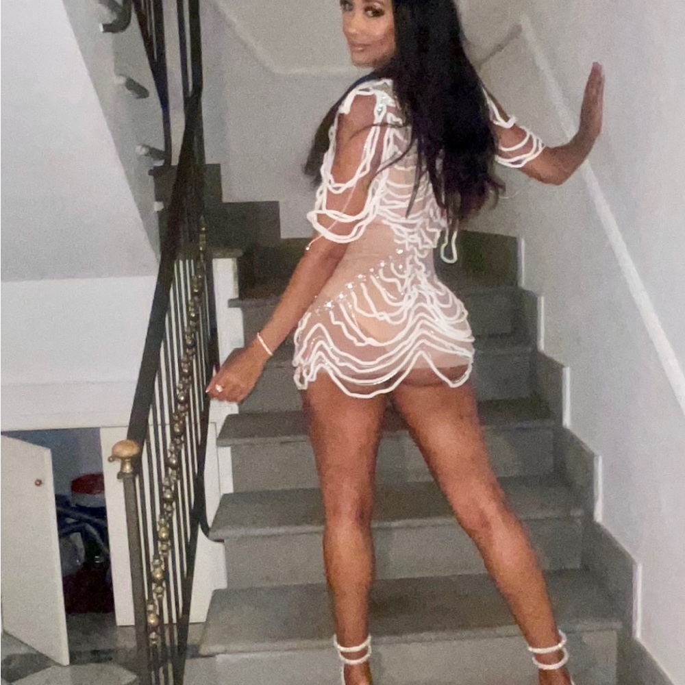 Elegant White Mini Dress